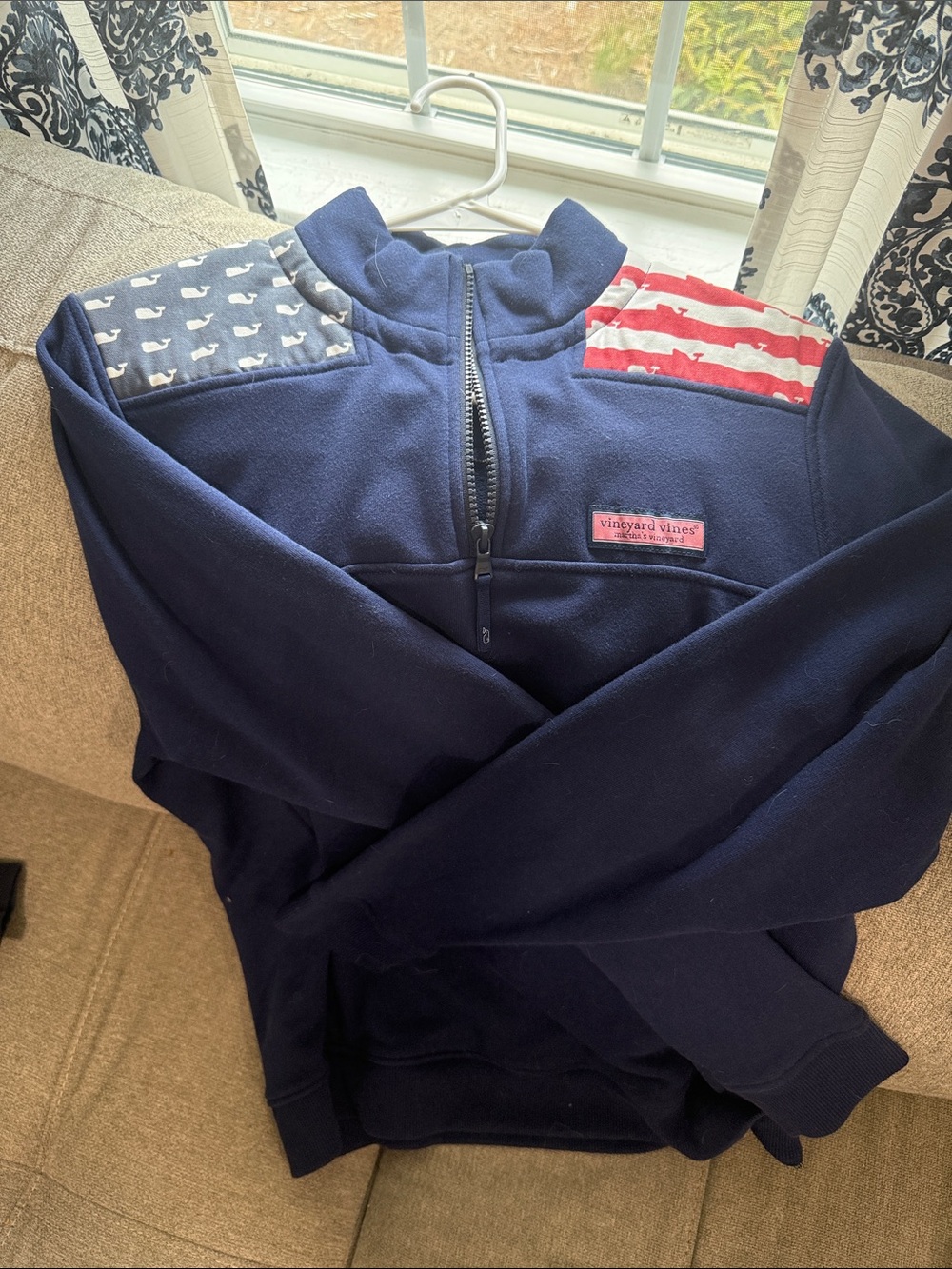 Vineyard Vines KIDS XL BUT FITS A WOMENS SMALL!!